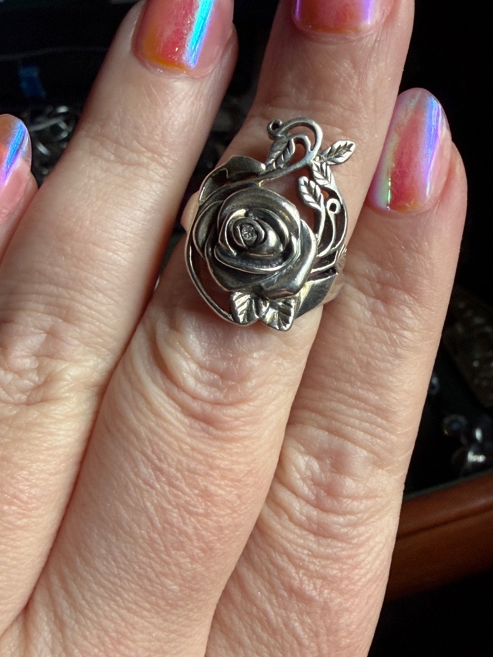 Avon Silver Rose Filigree Ring with Clear CZ Accent Size 7 - Picture 3 of 6